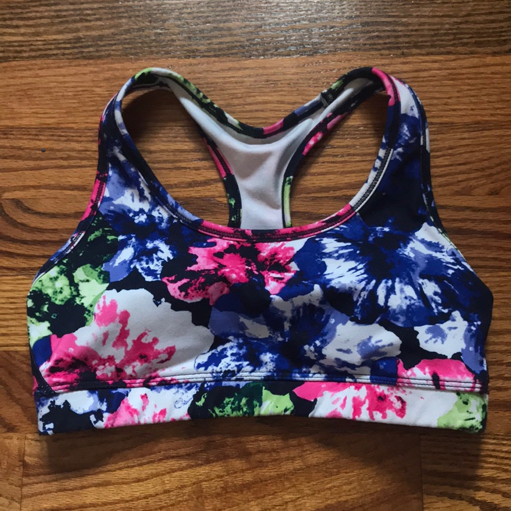 GapFit Racerback Sports Bra